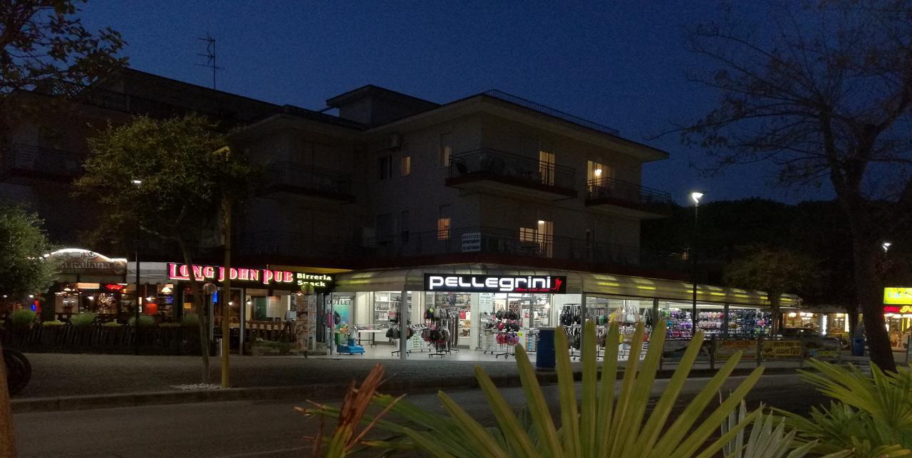 Residence Condominio Roma エラクレア・マーレ エクステリア 写真